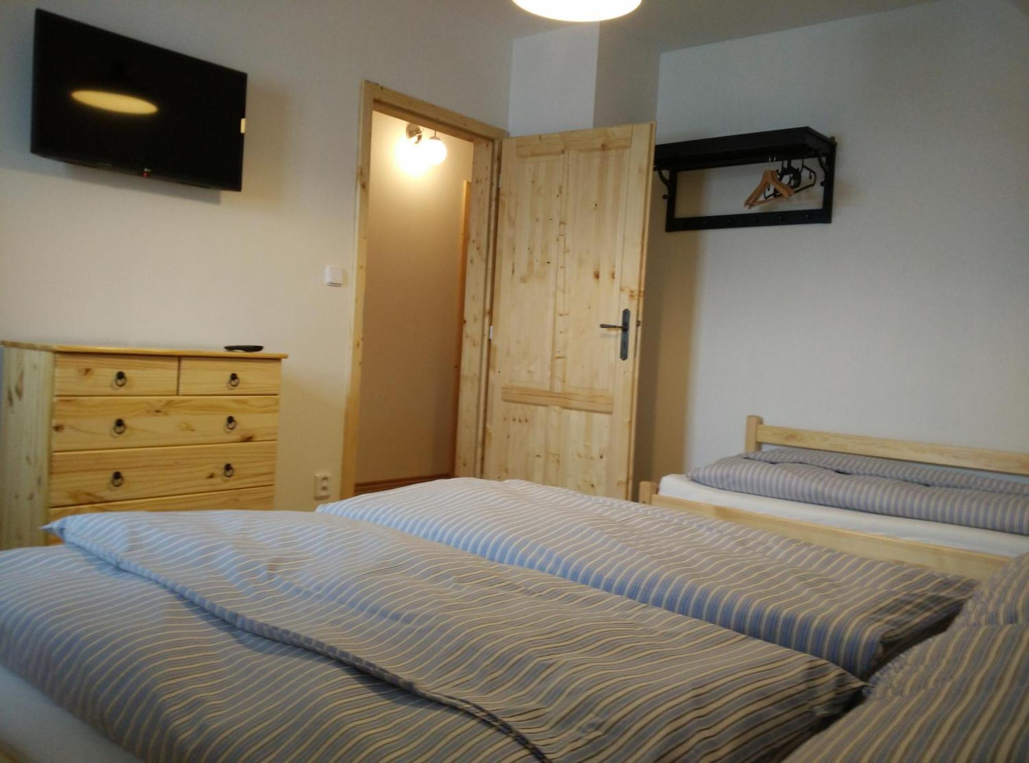 Chalupy ABJ a Apartmány ve Stodole ABJ Kraličák Stare Mesto  Room photo