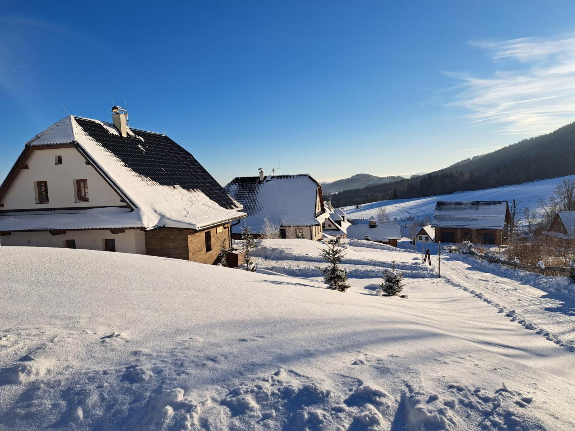 Chalupy ABJ a Apartmány ve Stodole ABJ Kraličák Stare Mesto  Exterior photo